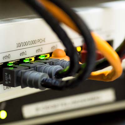 cables_close_up_connection_400.jpg